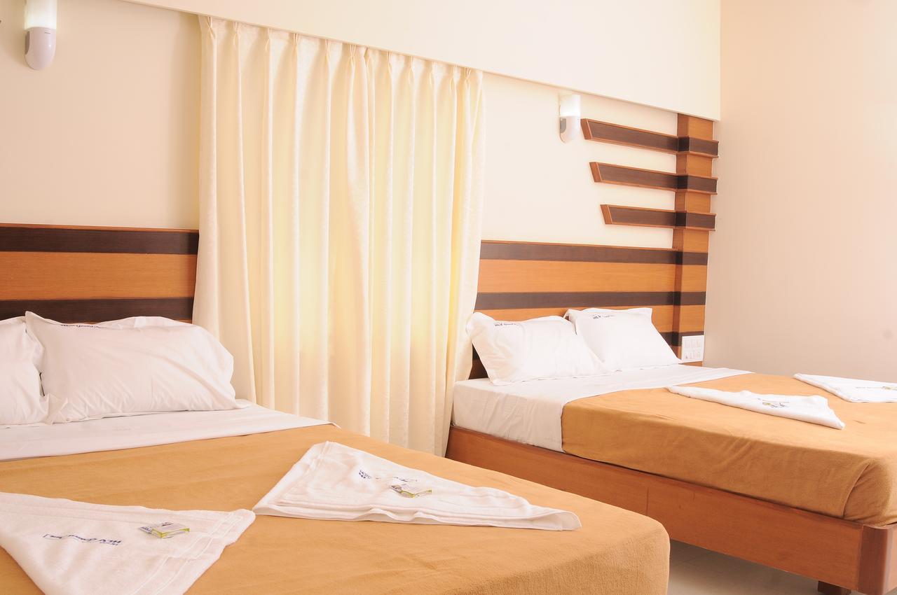 Hlv Grand Inn بنغالور المظهر الخارجي الصورة