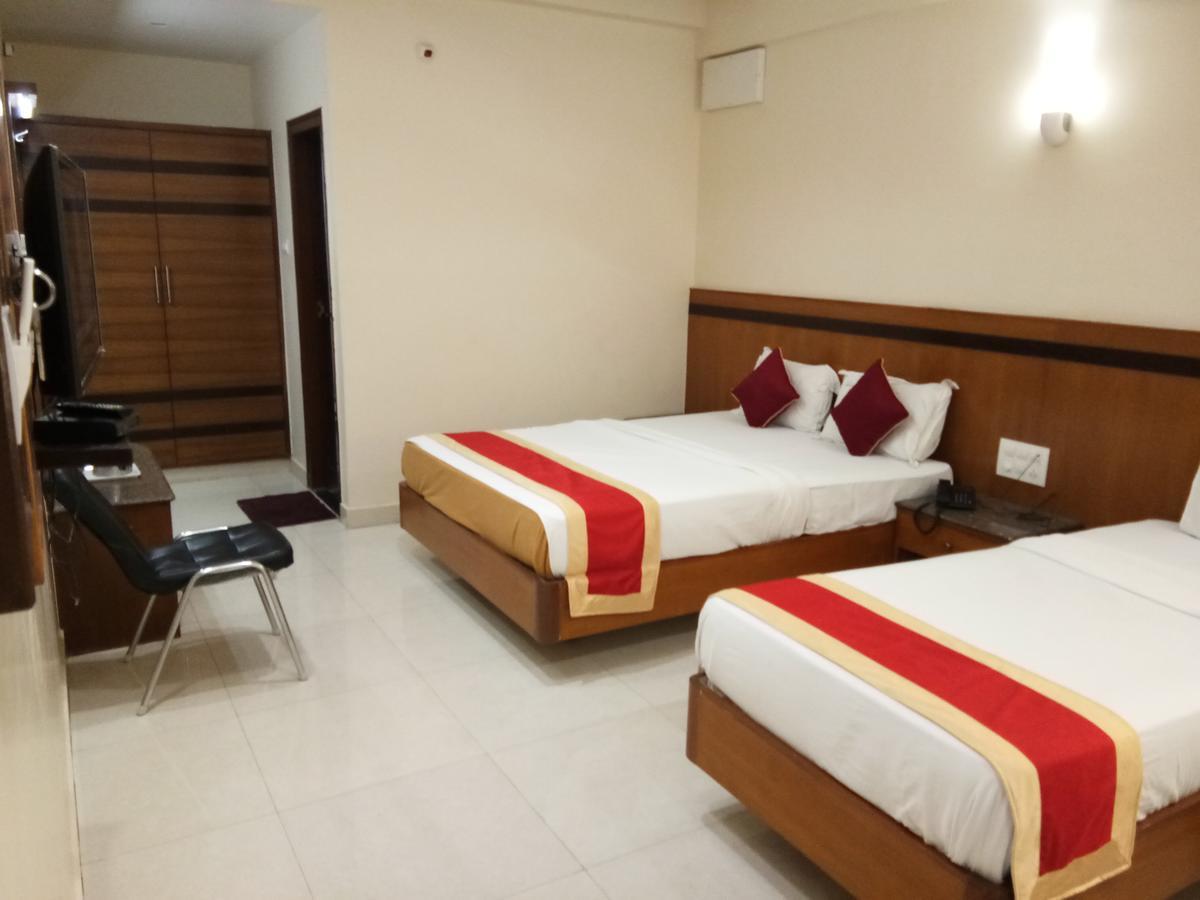 Hlv Grand Inn بنغالور المظهر الخارجي الصورة