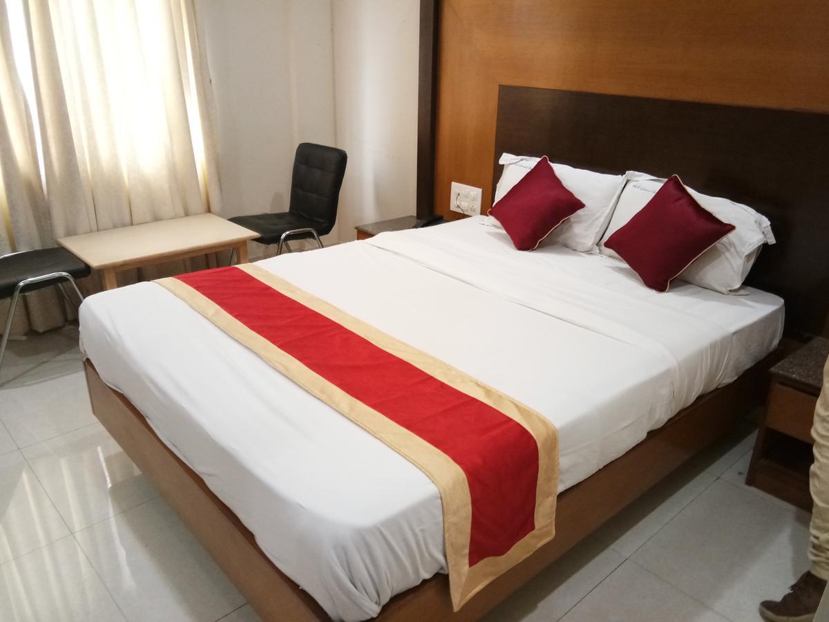 Hlv Grand Inn بنغالور المظهر الخارجي الصورة